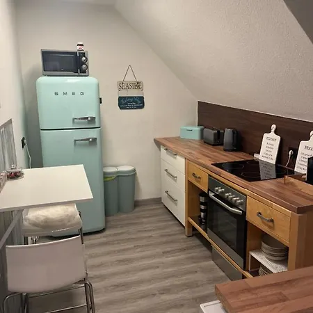 Sandys-Beachhouse Em 2024 Stadion -16 Fahrminuten Ferienwohnung Abtei Brauweiler Business Kueche Klima Parken Relax Travel Work Koeln Naehe Pulheim Extérieur photo