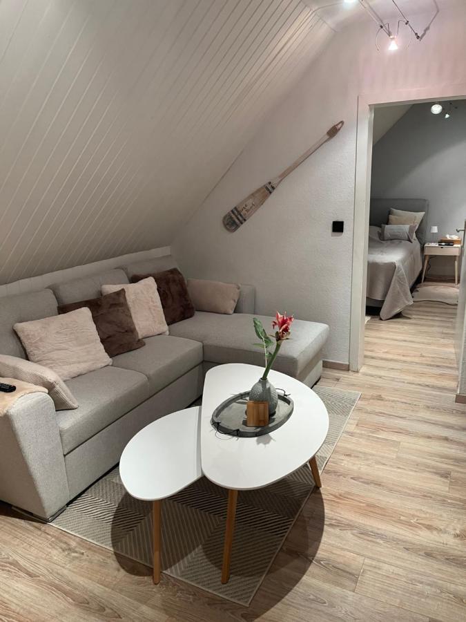 Sandys-beachhouse Em 2024 Stadion -16 Fahrminuten Abtei Brauweiler Business Kueche Klima Parken Relax Travel Work Koeln Naehe * Pulheim