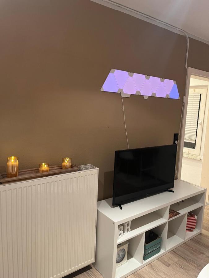 Appartement Sandys-beachhouse Em 2024 Stadion -16 Fahrminuten Abtei Brauweiler Business Kueche Klima Parken Relax Travel Work Koeln Naehe
